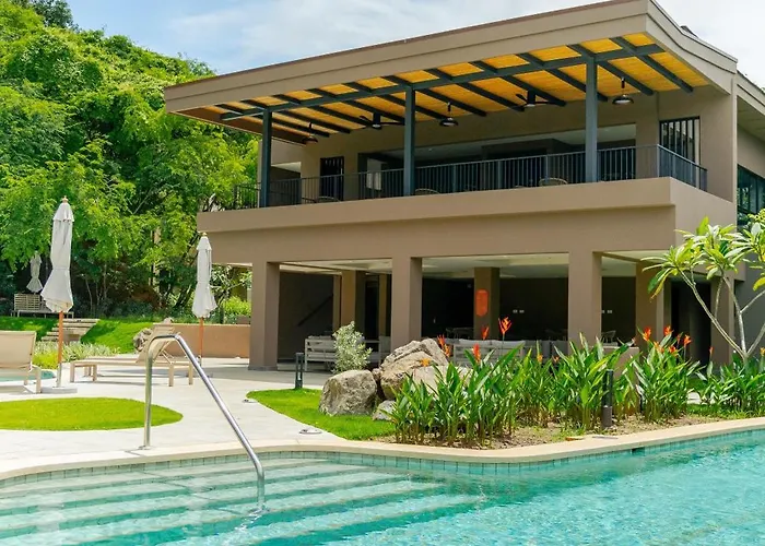 Naumi N553 | High Floor Ocean View In Playas Del Coco *