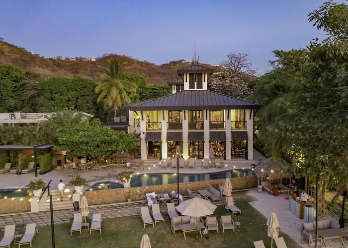 Naumi N553 | High Floor Ocean View In Playas Del Coco * Sardinal (Guanacaste)