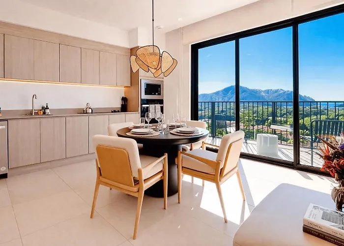 Naumi N553 | High Floor Ocean View In Playas Del Coco Sardinal (Guanacaste)